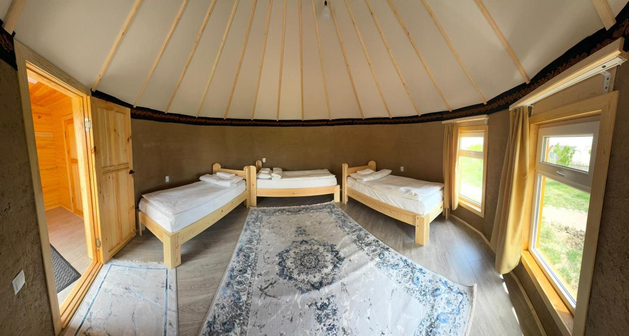 Bosogo Yurt Camp Hotel Bokonbayevo ภายนอก รูปภาพ