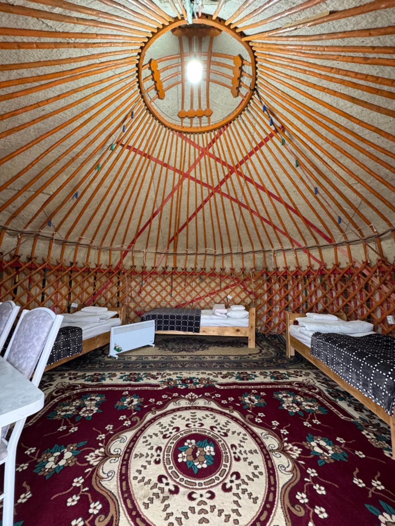 Bosogo Yurt Camp Hotel Bokonbayevo ภายนอก รูปภาพ